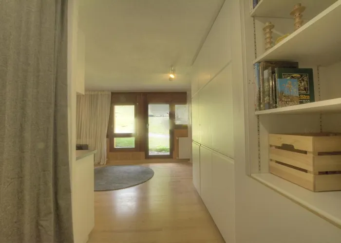 Appartement Gemeaux 206 Sur La Place Du Village A Anzère