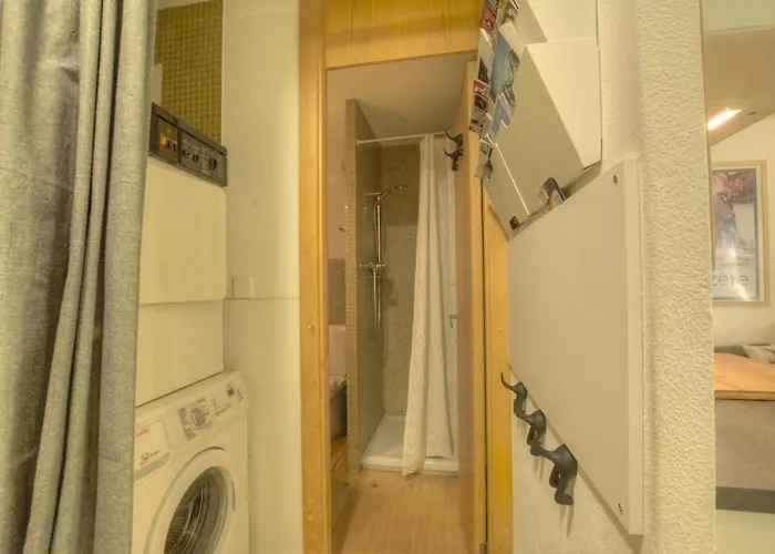 Gemeaux 206 Sur La Place Du Village A Appartement *